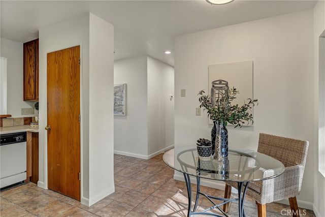 17 Sierra Lakeside, Chico, CA 95928