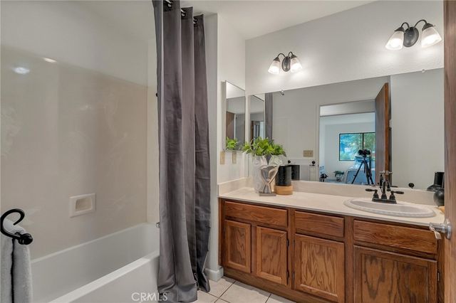 17 Sierra Lakeside, Chico, CA 95928