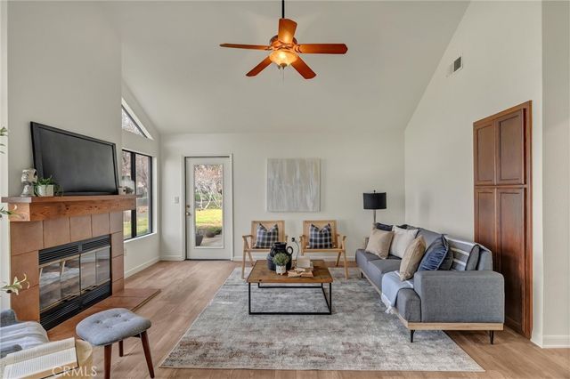 17 Sierra Lakeside, Chico, CA 95928