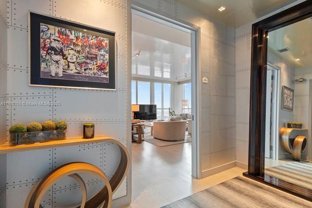 50 S Pointe Dr 2703, Miami Beach, FL 33139