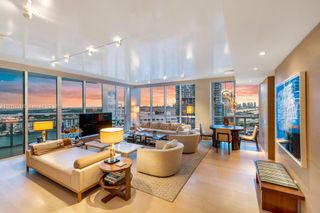 50 S Pointe Dr 2703, Miami Beach, FL 33139