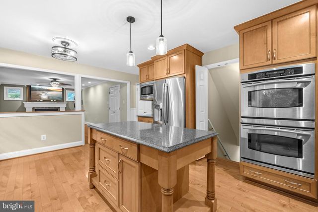 9684 CHURCH WAY, Burke, VA 22015