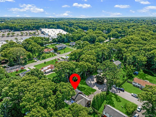 188 Hallock Street, Riverhead, NY 11901