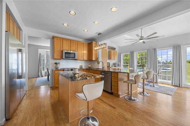 777 Duck Holw, Victor, NY 14564