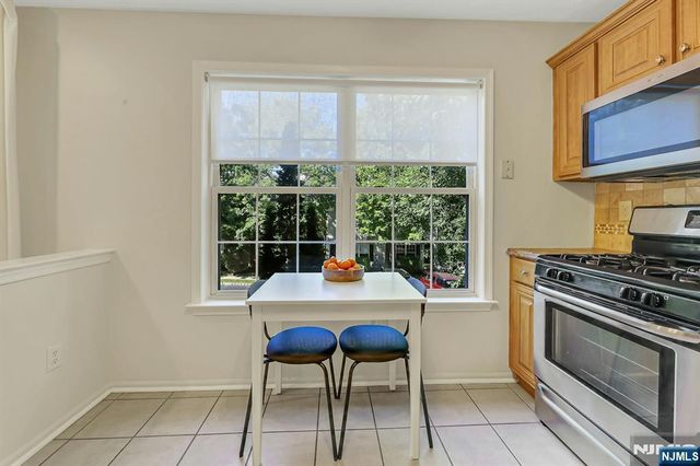 2206 Lancaster Court, Mahwah, NJ 07430