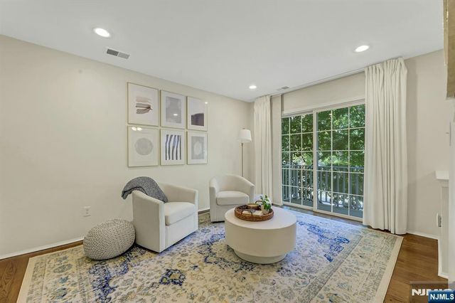 2206 Lancaster Court, Mahwah, NJ 07430