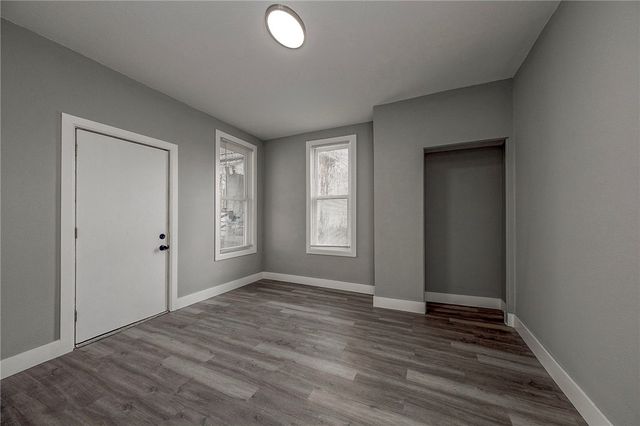 212 Ridge Ave, New Kensington, PA 15068