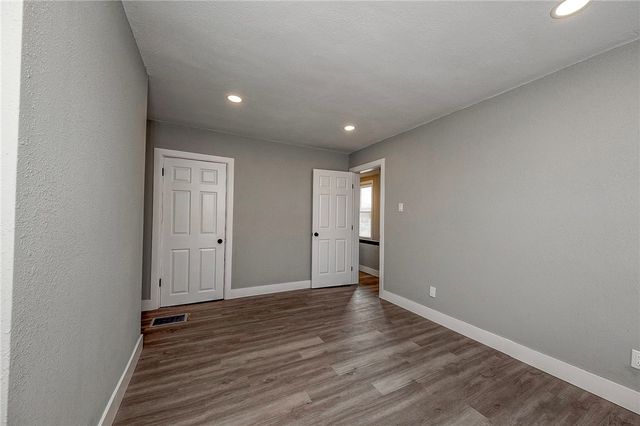 212 Ridge Ave, New Kensington, PA 15068