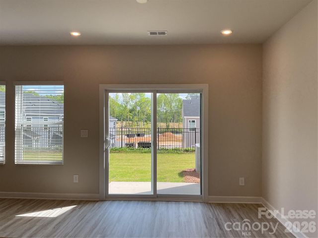 5042 Kellaher Place, Charlotte, NC 28216