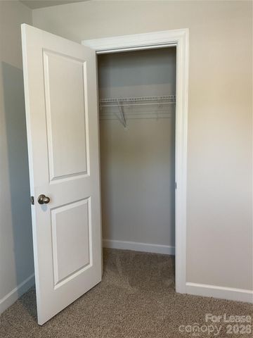 5042 Kellaher Place, Charlotte, NC 28216