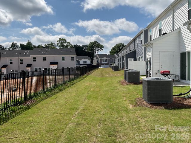 5042 Kellaher Place, Charlotte, NC 28216