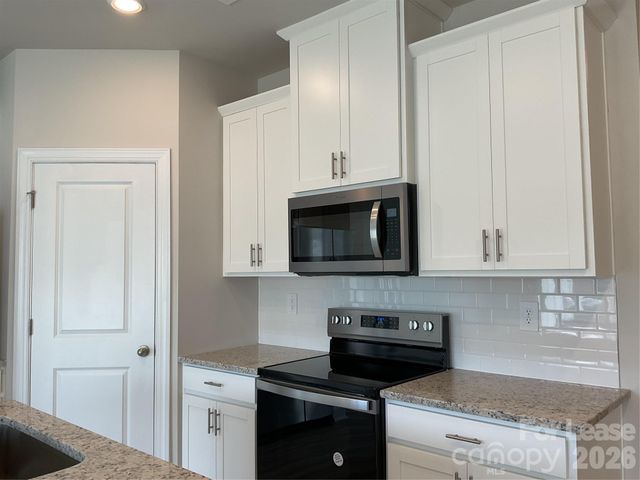 5042 Kellaher Place, Charlotte, NC 28216