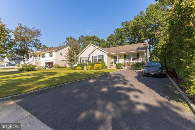 491 Lighthouse Drive, Manahawkin, NJ 08050