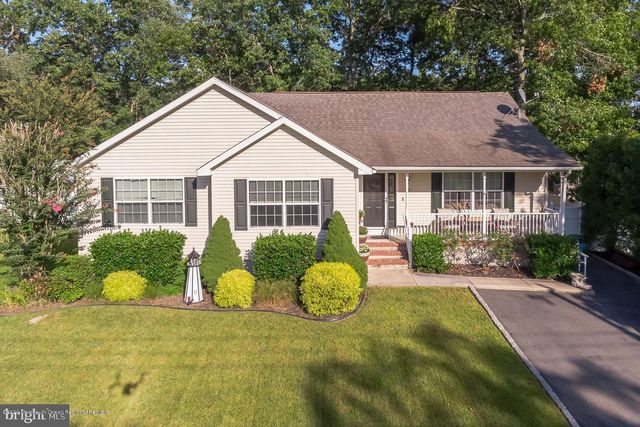 491 Lighthouse Drive, Manahawkin, NJ 08050