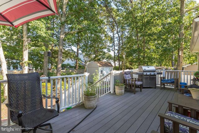 491 Lighthouse Drive, Manahawkin, NJ 08050