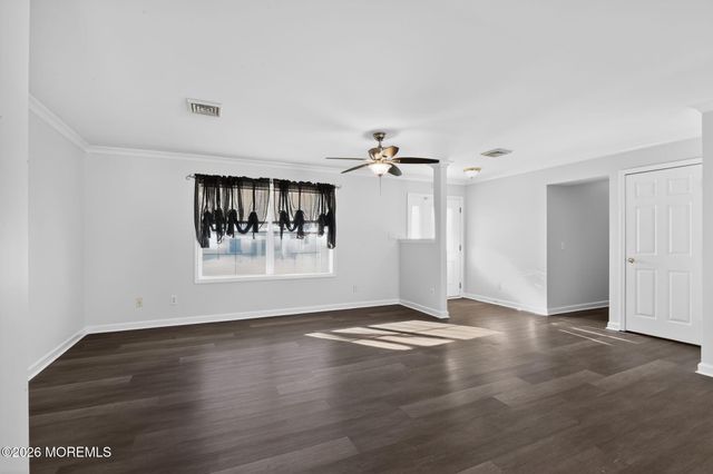 491 Lighthouse Drive, Manahawkin, NJ 08050