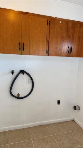 1204 W 4th Street, Weslaco, TX 78596