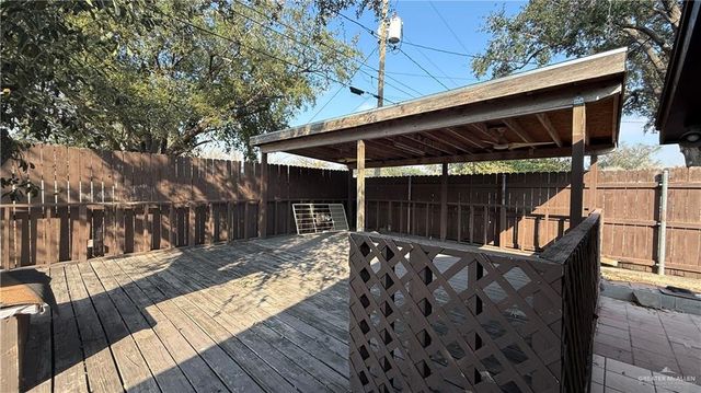 1204 W 4th Street, Weslaco, TX 78596