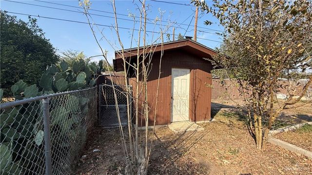 1204 W 4th Street, Weslaco, TX 78596