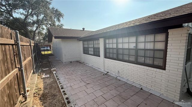 1204 W 4th Street, Weslaco, TX 78596