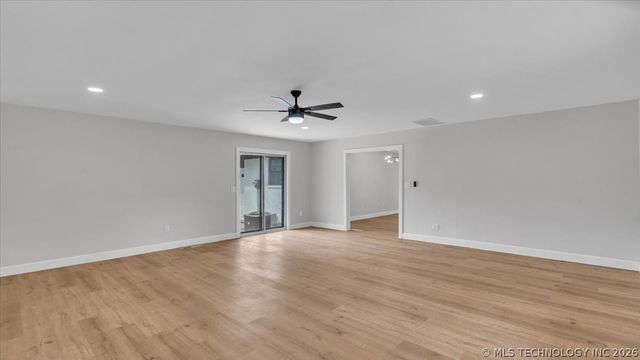 14510 Mockingbird Lane, Sand Springs, OK 74063