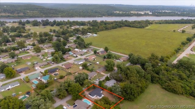 14510 Mockingbird Lane, Sand Springs, OK 74063