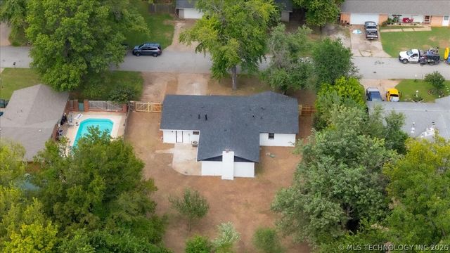 14510 Mockingbird Lane, Sand Springs, OK 74063