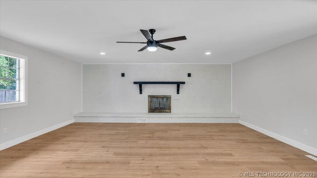 14510 Mockingbird Lane, Sand Springs, OK 74063