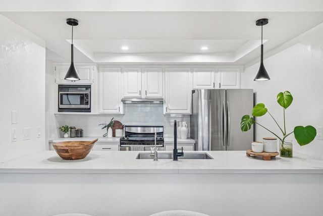 3705 Terstena Place 201, Santa Clara, CA 95051