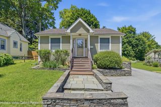 24 S Parsonage Street, Rhinebeck, NY 12572