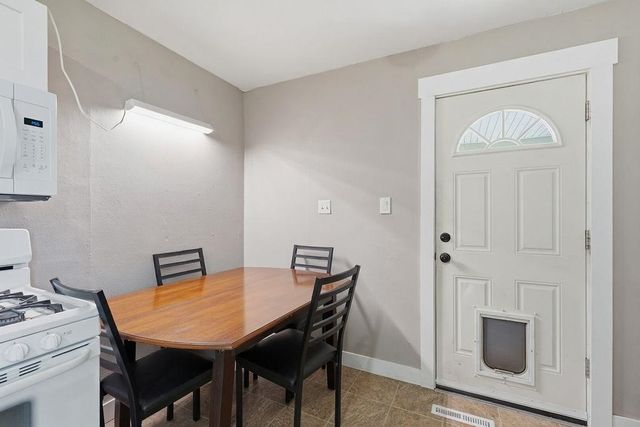 2124 E Rich Ave, Spokane, WA 99207