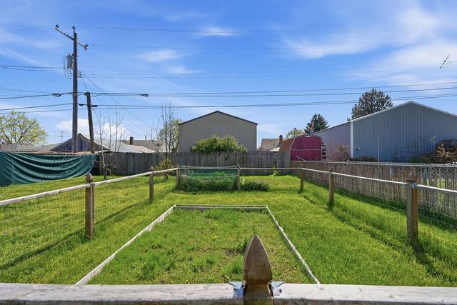 2124 E Rich Ave, Spokane, WA 99207