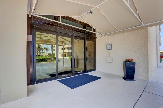 5550 N Ocean Drive 10d, Singer Island, FL 33404