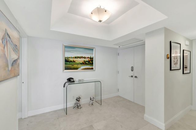 5550 N Ocean Drive 10d, Singer Island, FL 33404