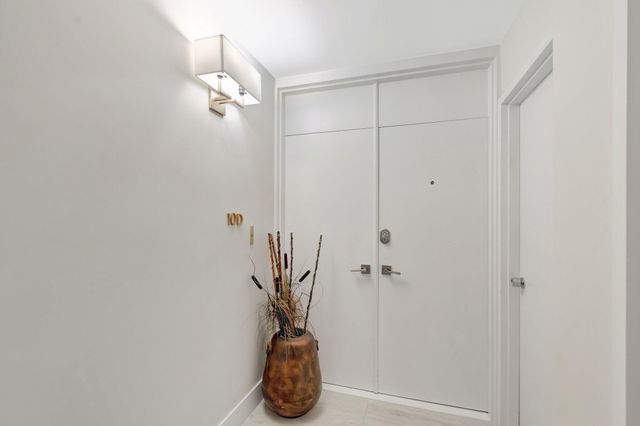 5550 N Ocean Drive 10d, Singer Island, FL 33404