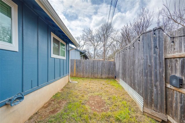 6210 Buffalo PASS B, Austin, TX 78745