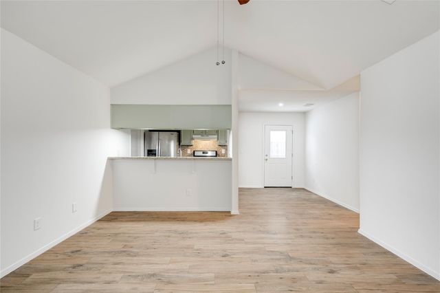 6210 Buffalo PASS B, Austin, TX 78745