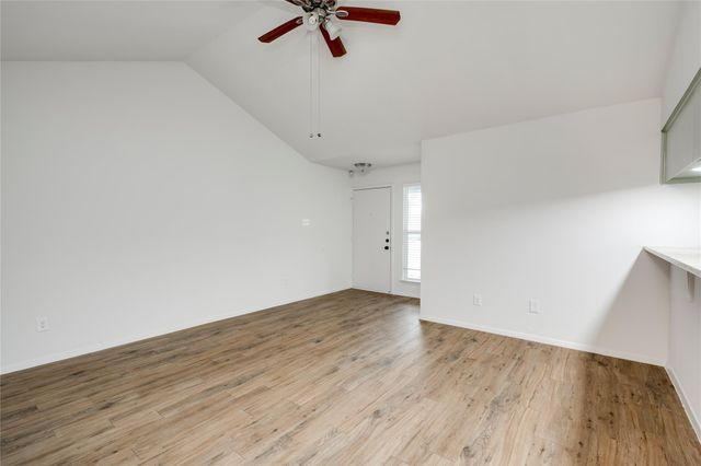 6210 Buffalo PASS B, Austin, TX 78745