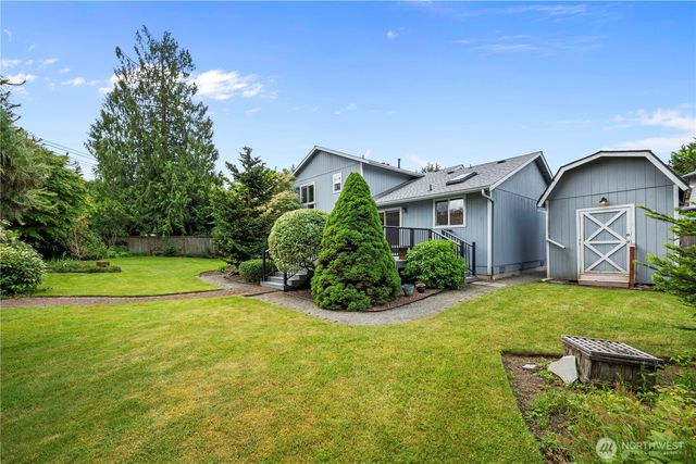 7215 79th Drive NE, Marysville, WA 98270