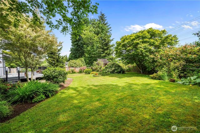 7215 79th Drive NE, Marysville, WA 98270