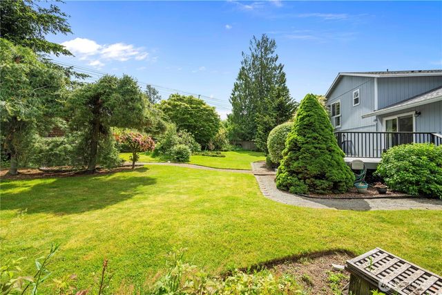 7215 79th Drive NE, Marysville, WA 98270