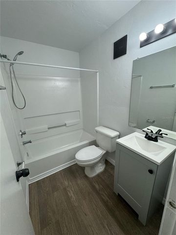 4000 SW 23RD STREET 1-106, Gainesville, FL 32608