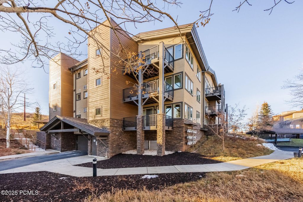 6677 N 2200 West C-204, Park City, UT 84098