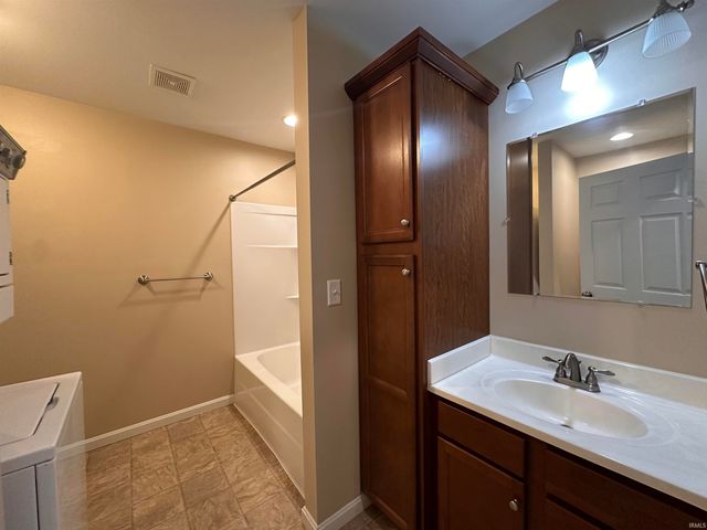 2301 W Michigan Street Unit F, Evansville, IN 47712