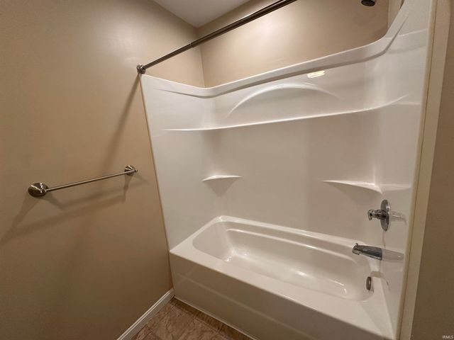 2301 W Michigan Street Unit F, Evansville, IN 47712