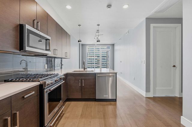 222 West Ave 2207, Austin, TX 78701