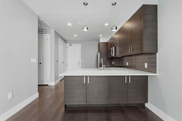 222 West Ave 2207, Austin, TX 78701