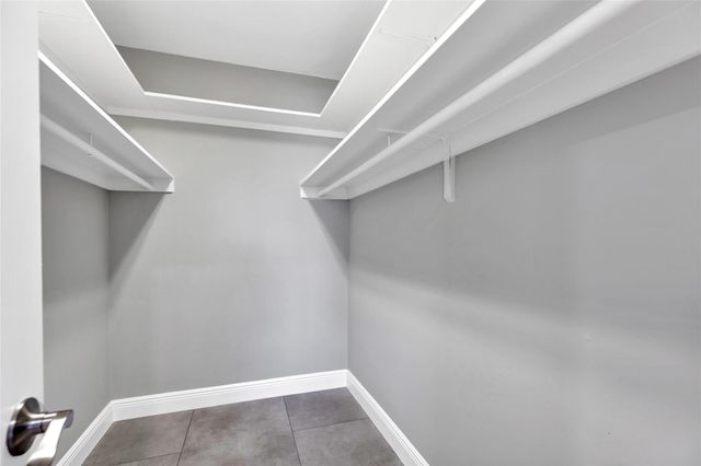 2900 NE 30th Street 7H, Fort Lauderdale, FL 33306