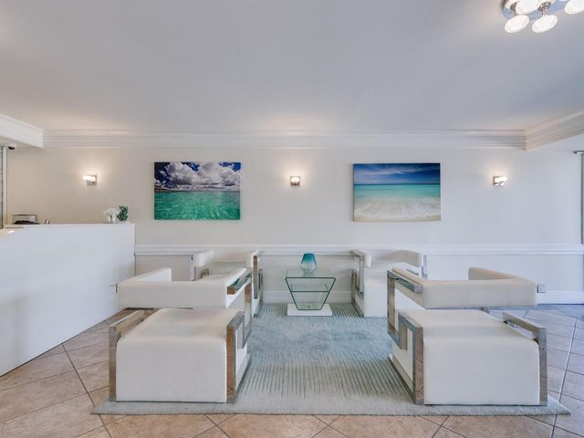 2900 NE 30th Street 7H, Fort Lauderdale, FL 33306