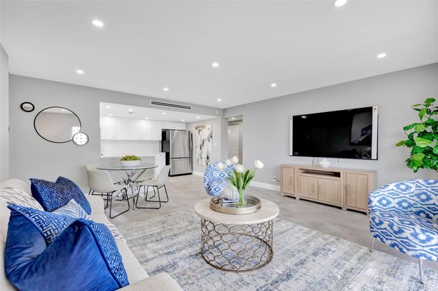 2900 NE 30th Street 7H, Fort Lauderdale, FL 33306